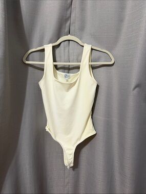Francesca's Collections Cream Scoop Neck Bodysuit